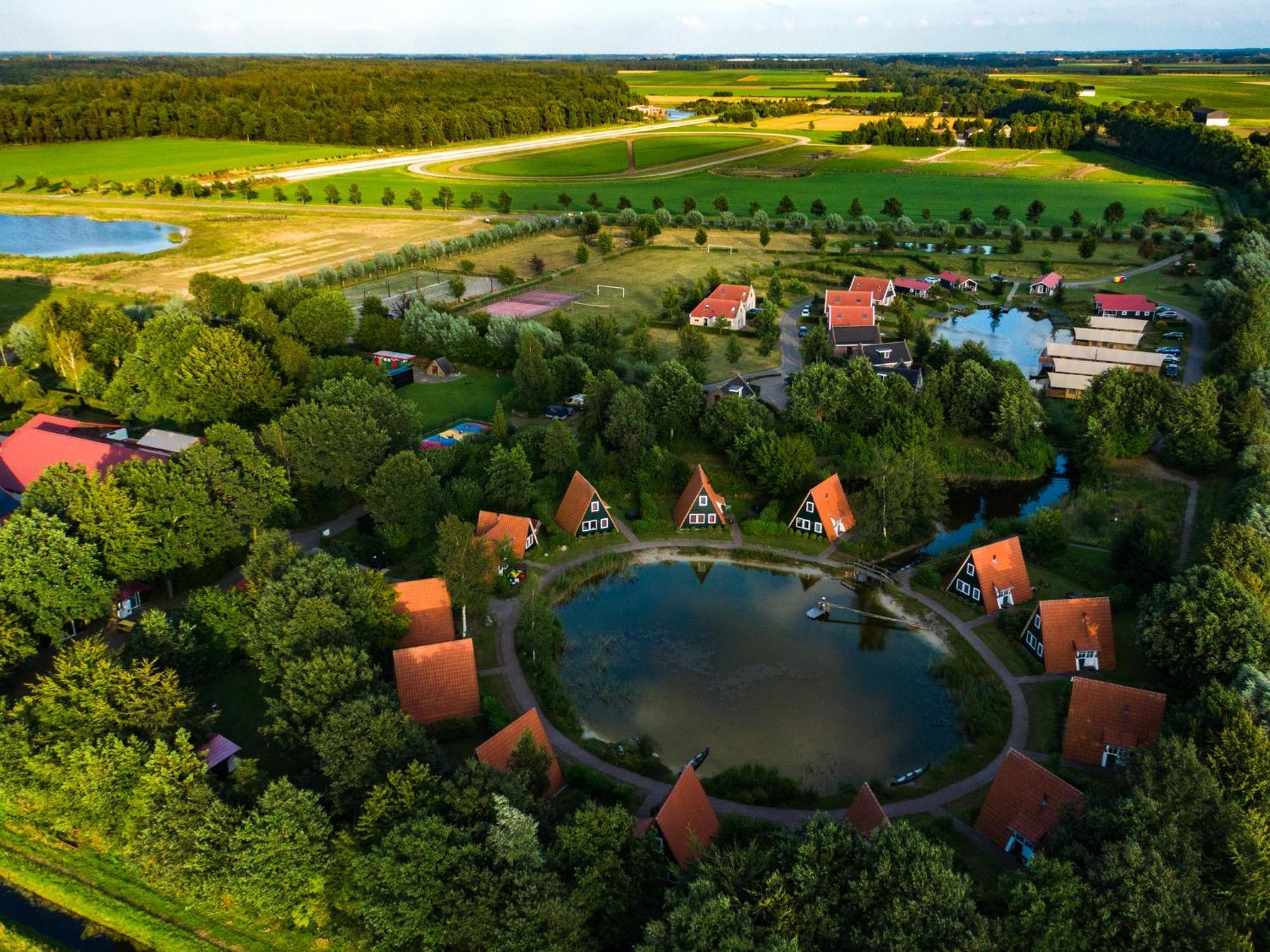 Vakantiepark Eigen Wijze Bant Eksteriør bilde